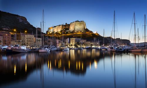 LE PORT DE COMMERCE